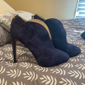 Nine West blue suede booties